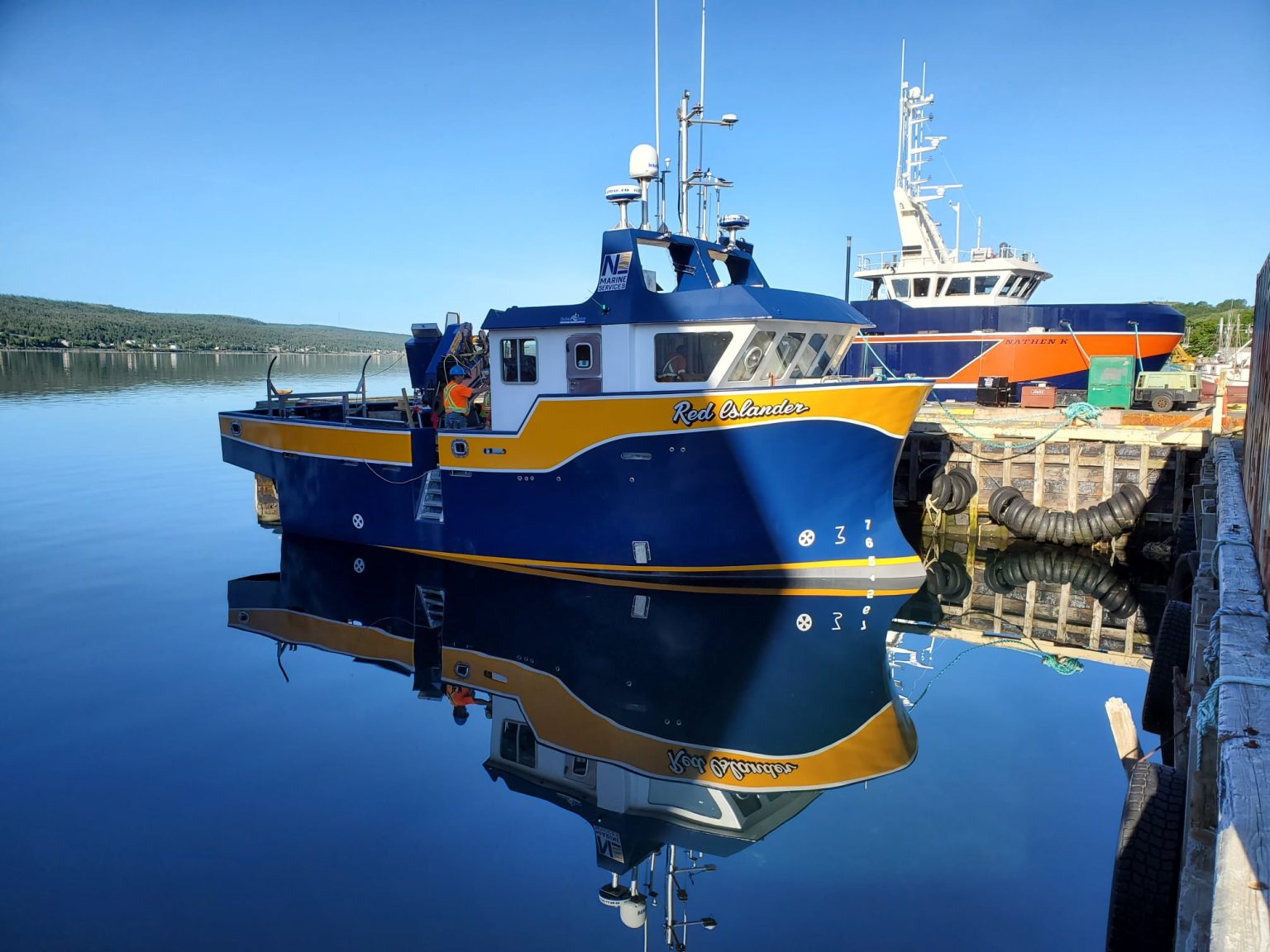 Red-Islander-2-1536×1152 NL Marine Red Islander